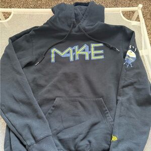 Milwaukee Brewers Hoodie